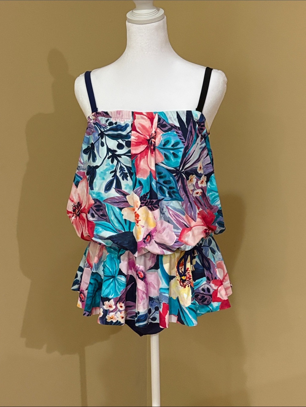 Swimsuit Maxine of Hollywood Tropical Floral Ruffle swimsuit - Multicolor